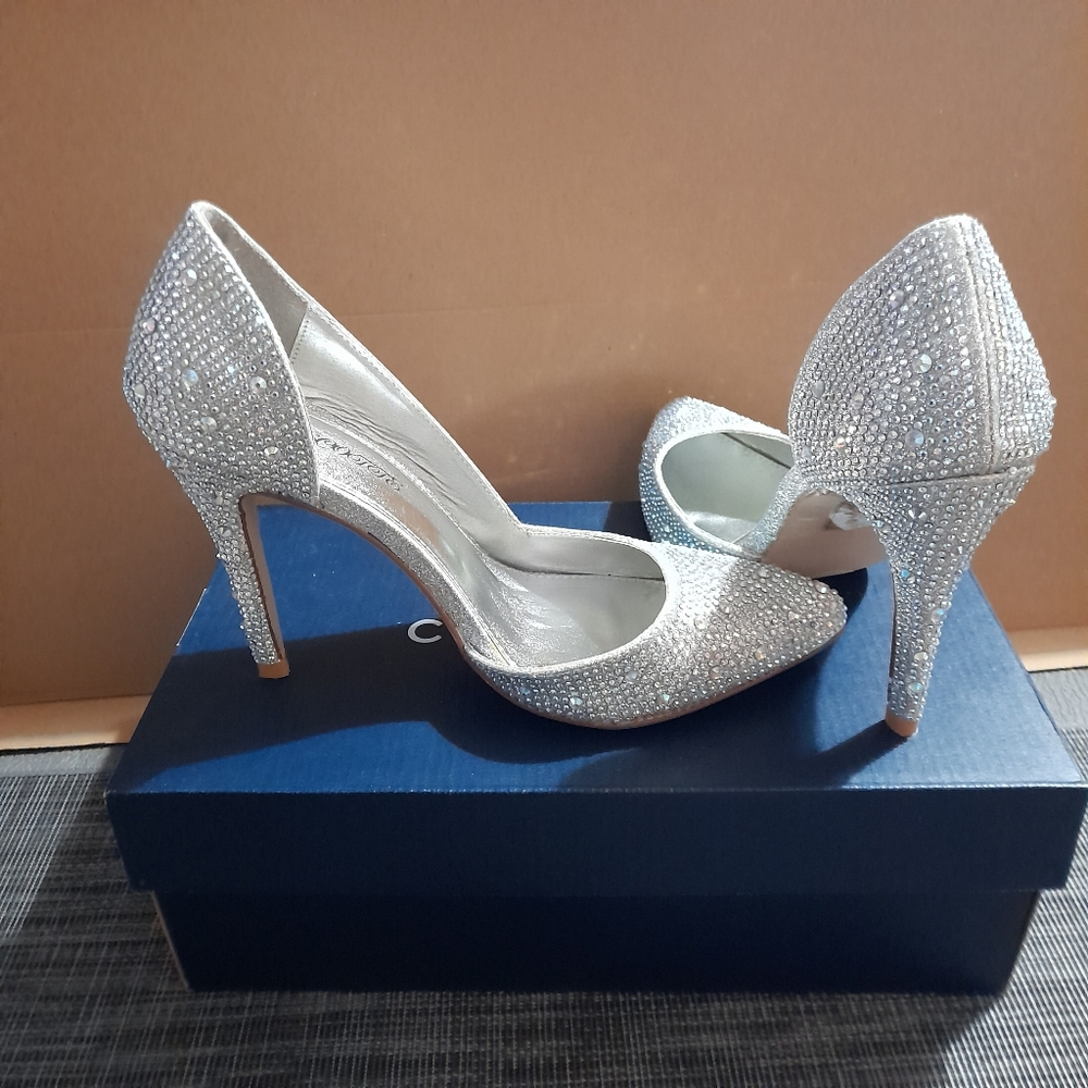 Silver Rhinestone Heels by Mascotte Size 7